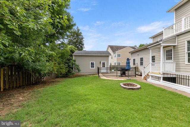 33 DONELSON ST, Alexandria, VA 22304