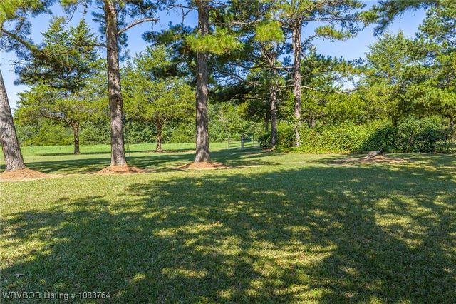 325 Six Mile Road, Magazine, AR 72943