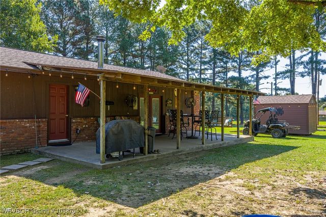 325 Six Mile Road, Magazine, AR 72943
