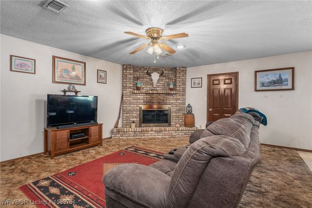 325 Six Mile Road, Magazine, AR 72943