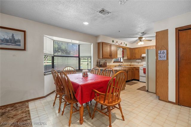 325 Six Mile Road, Magazine, AR 72943