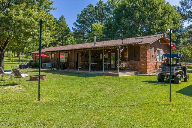 325 Six Mile Road, Magazine, AR 72943