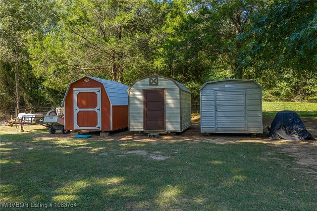 325 Six Mile Road, Magazine, AR 72943