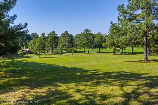 325 Six Mile Road, Magazine, AR 72943