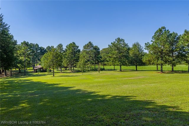 325 Six Mile Road, Magazine, AR 72943