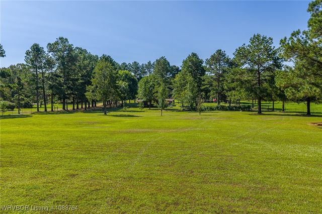325 Six Mile Road, Magazine, AR 72943