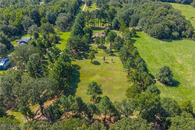 325 Six Mile Road, Magazine, AR 72943