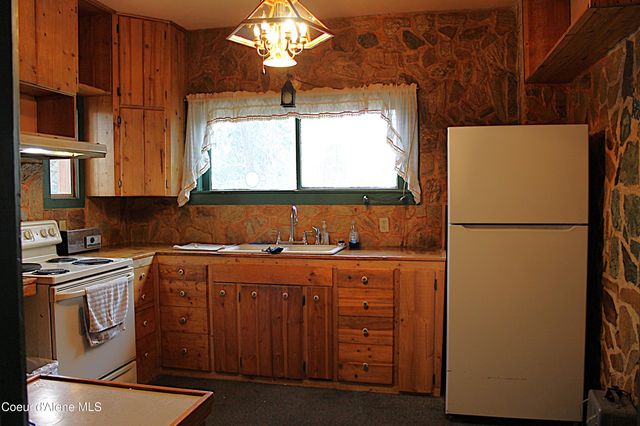 6209 Florida St, Bonners Ferry, ID 83805