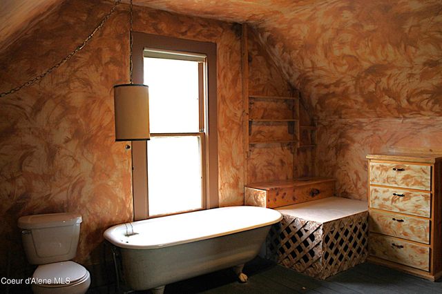 6209 Florida St, Bonners Ferry, ID 83805