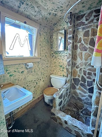 6209 Florida St, Bonners Ferry, ID 83805