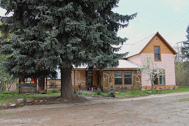 6209 Florida St, Bonners Ferry, ID 83805