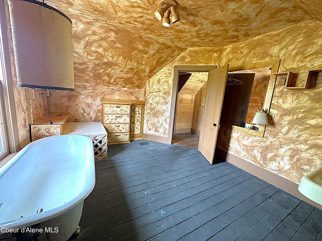 6209 Florida St, Bonners Ferry, ID 83805