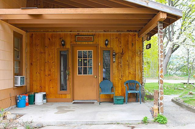 6209 Florida St, Bonners Ferry, ID 83805