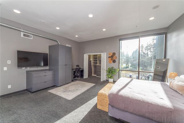 3003 E 30th Ave, Spokane, WA 99223