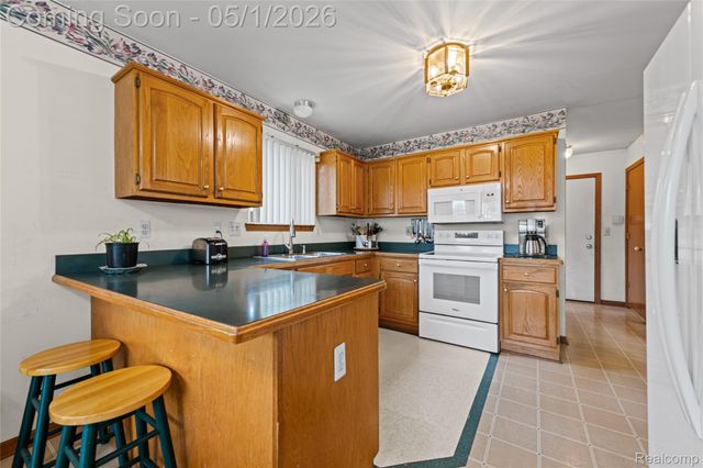 54860 Pimenta Drive, Macomb Township, MI 48042