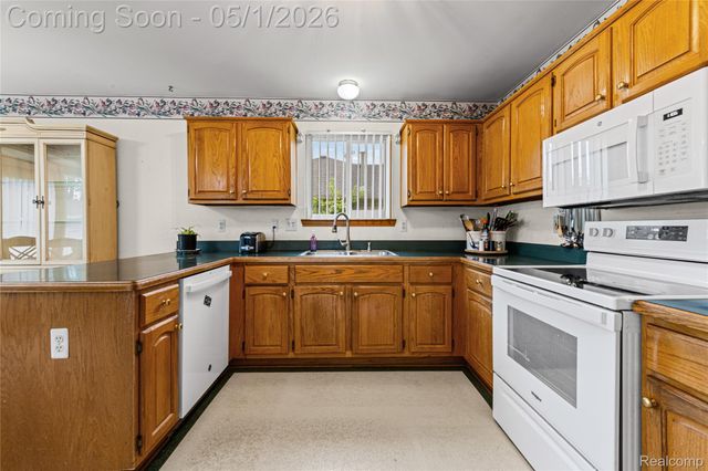 54860 Pimenta Drive, Macomb Township, MI 48042