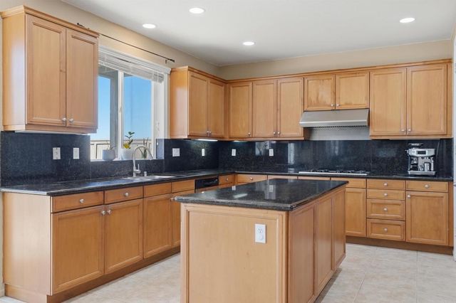 2784 Rambling Vista Road, Chula Vista, CA 91915