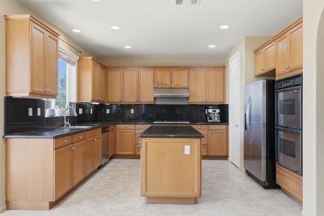 2784 Rambling Vista Road, Chula Vista, CA 91915