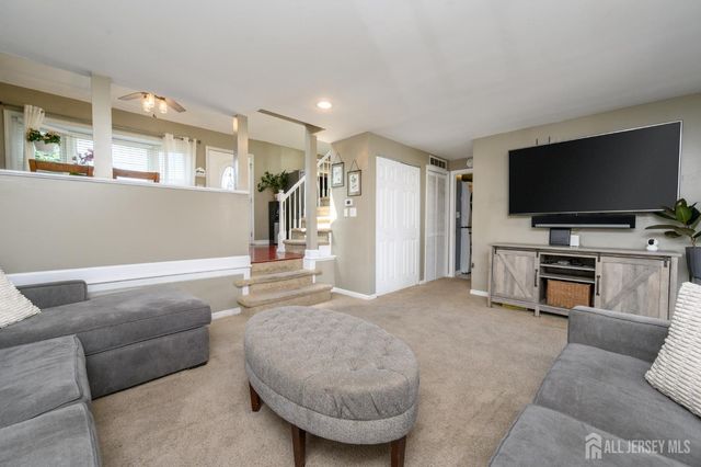 204 Brown Avenue, Iselin, NJ 08830