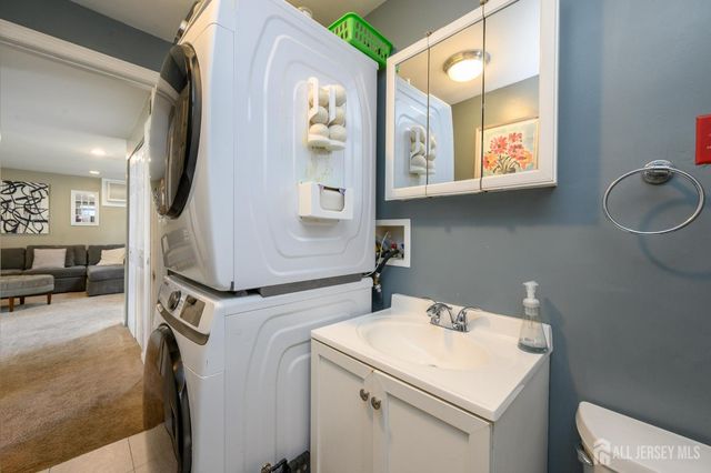 204 Brown Avenue, Iselin, NJ 08830