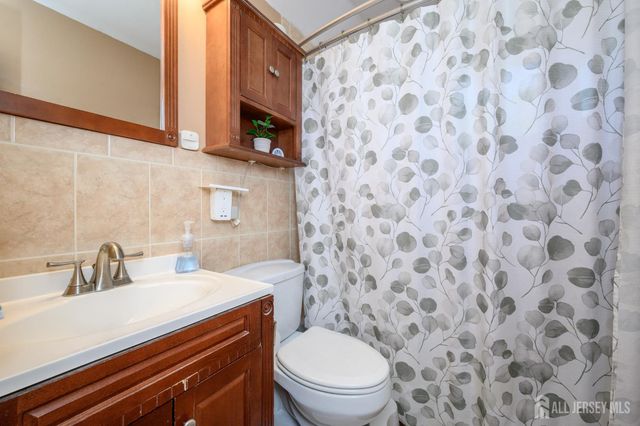 204 Brown Avenue, Iselin, NJ 08830