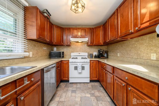 204 Brown Avenue, Iselin, NJ 08830