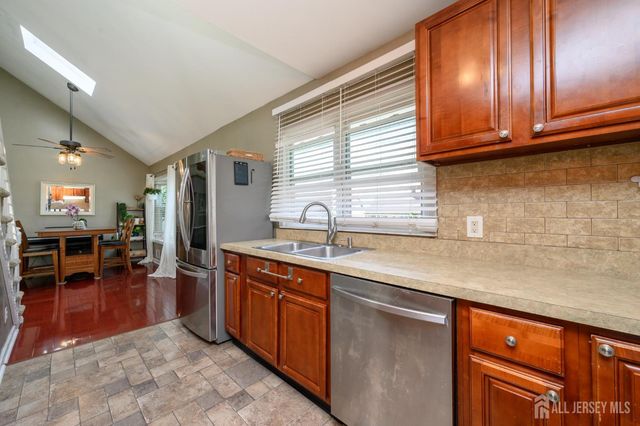 204 Brown Avenue, Iselin, NJ 08830
