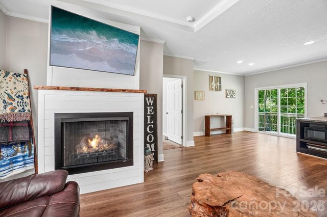 51 Hermit Springs Trail, Hendersonville, NC 28739