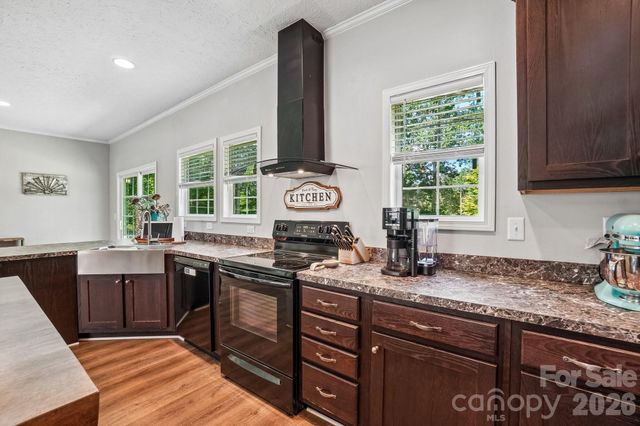 51 Hermit Springs Trail, Hendersonville, NC 28739