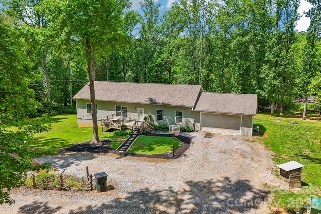 51 Hermit Springs Trail, Hendersonville, NC 28739