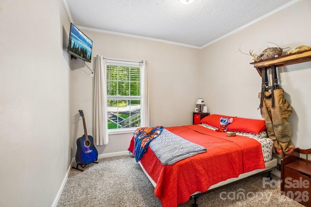 51 Hermit Springs Trail, Hendersonville, NC 28739