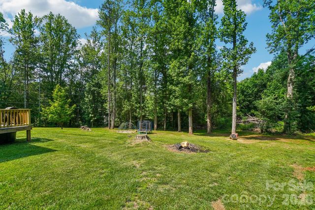 51 Hermit Springs Trail, Hendersonville, NC 28739