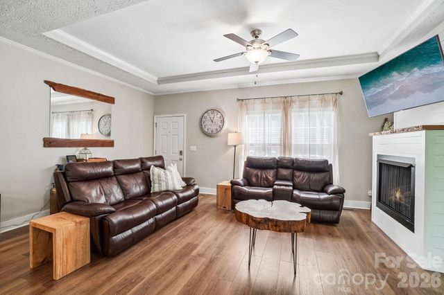 51 Hermit Springs Trail, Hendersonville, NC 28739