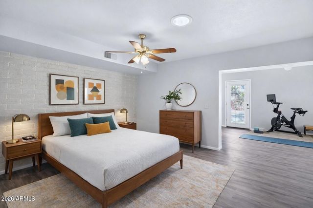 1650 E GRANDVIEW Street, Mesa, AZ 85203