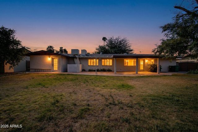 1650 E GRANDVIEW Street, Mesa, AZ 85203