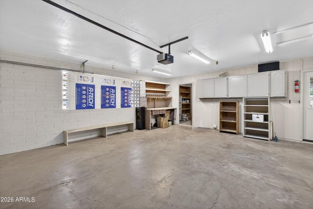 1650 E GRANDVIEW Street, Mesa, AZ 85203