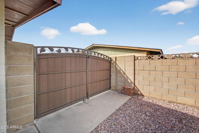 1650 E GRANDVIEW Street, Mesa, AZ 85203