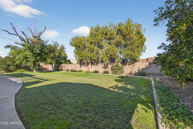 1650 E GRANDVIEW Street, Mesa, AZ 85203