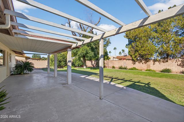 1650 E GRANDVIEW Street, Mesa, AZ 85203