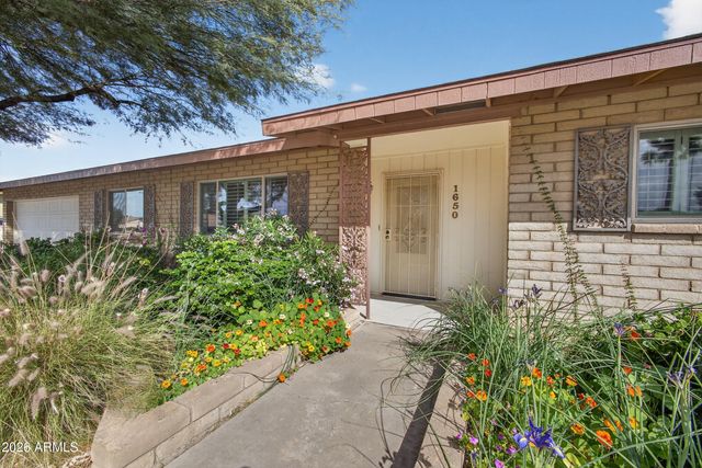 1650 E GRANDVIEW Street, Mesa, AZ 85203