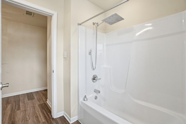 2468 Birch Avenue, Whiting, IN 46394