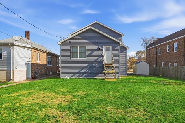 2468 Birch Avenue, Whiting, IN 46394