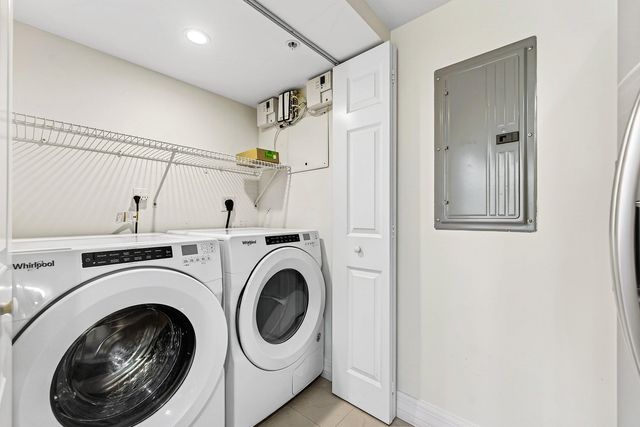 3000 N Ocean Drive 8-f, Singer Island, FL 33404