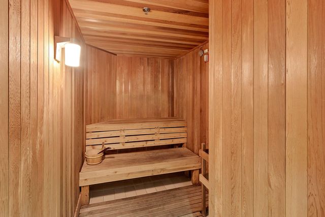 3000 N Ocean Drive 8-f, Singer Island, FL 33404