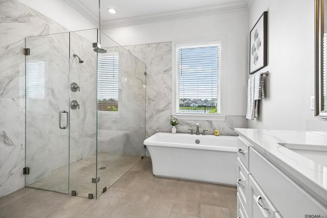 38177 Sweet Briar Dr, Prairieville, LA 70769