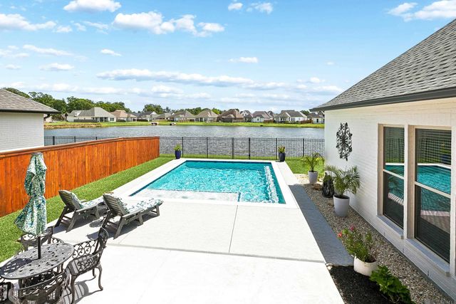 38177 Sweet Briar Dr, Prairieville, LA 70769
