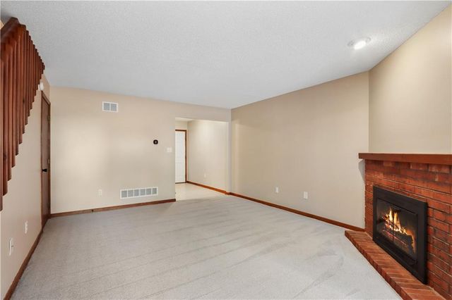 6635 N Cosby Street, Kansas City, MO 64151