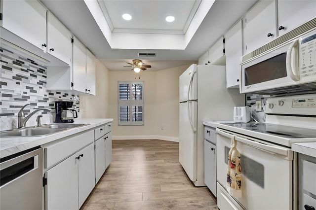 6365 NATURE PRESERVE LANE, Spring Hill, FL 34606