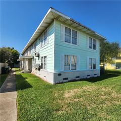 1517 Ocean Dr 6, Corpus Christi, TX 78404