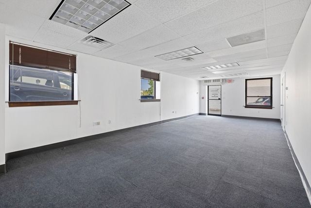 113 Terrace Hall Ave 1, Burlington, MA 01803